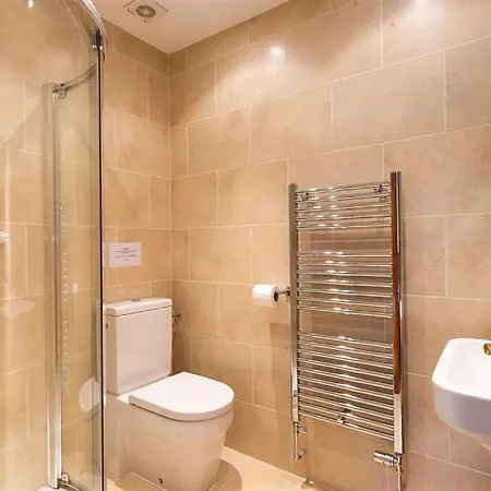 別荘 Garden At コニストン