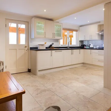 Сasa de vacaciones Garden At *